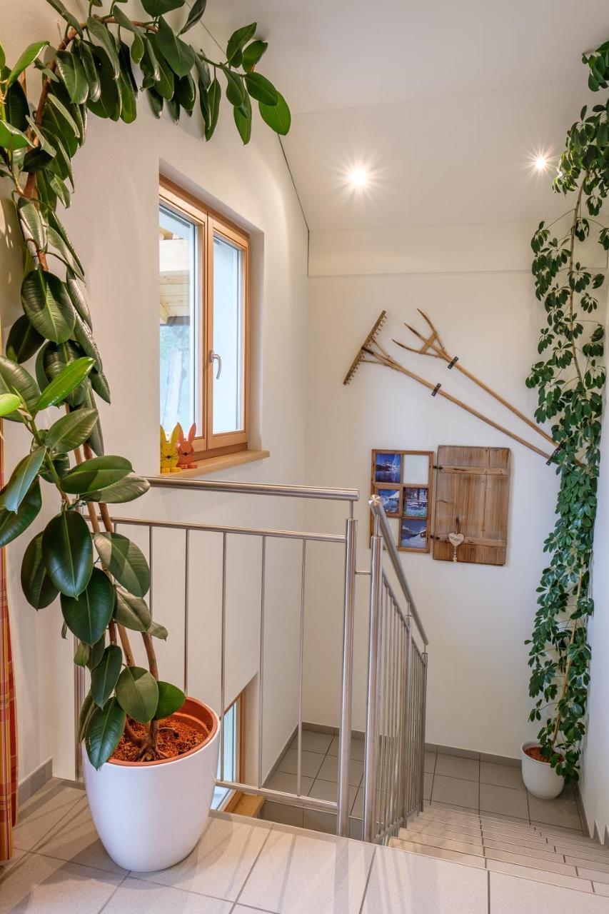 Gaestehaus Hausberger Schruns ภายนอก รูปภาพ