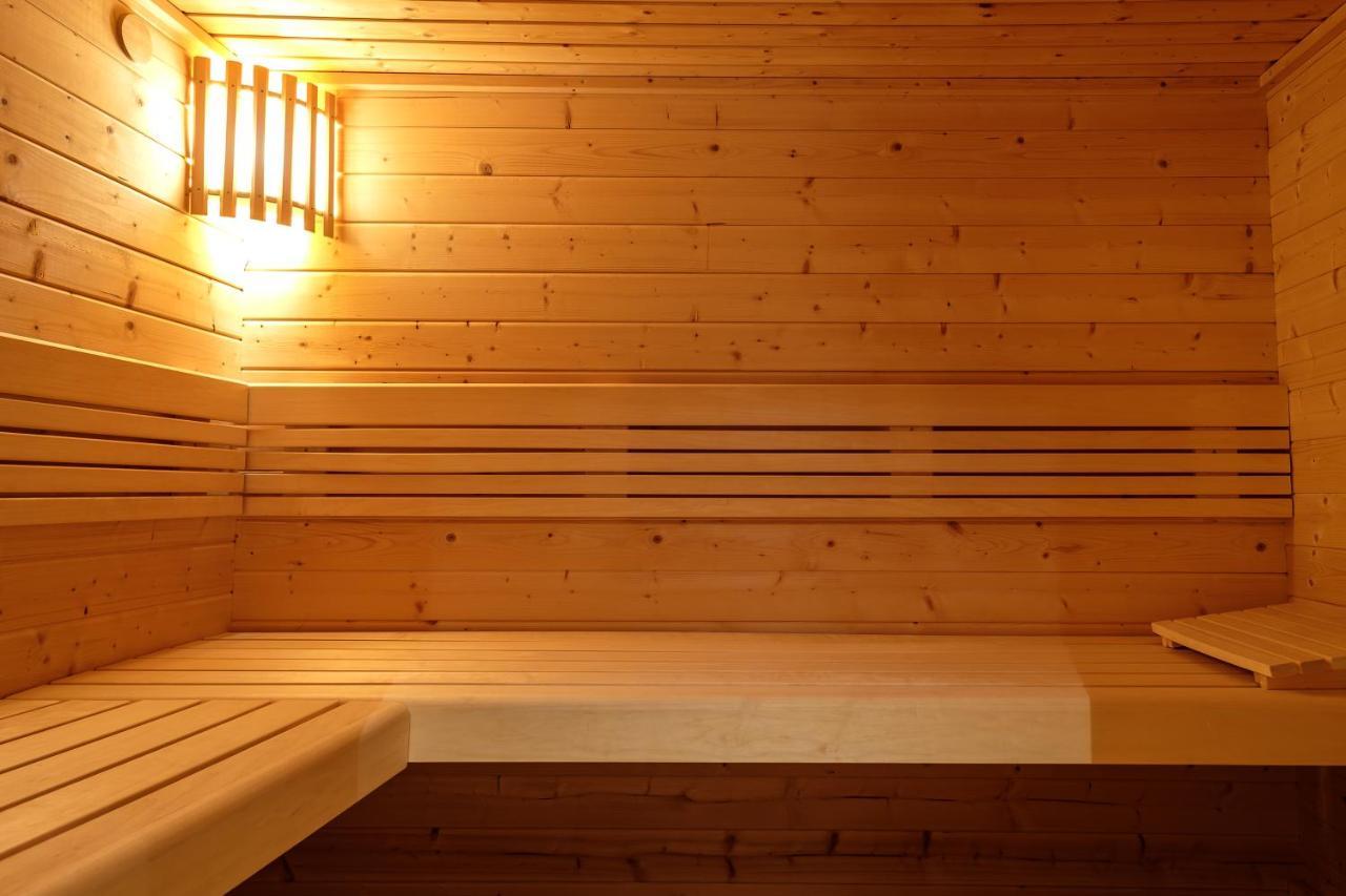 Gaestehaus Hausberger Schruns ภายนอก รูปภาพ